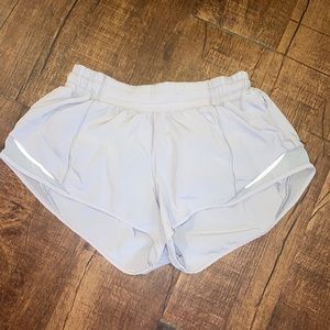 2.5 in Lululemon shorts